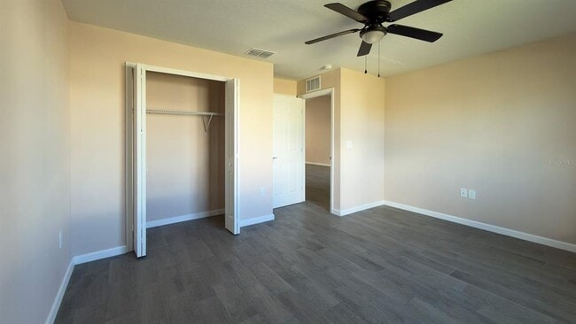 Building Photo - 11154 Pendleton Ave