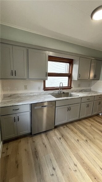 Building Photo - 366 White Ave