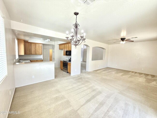 Building Photo - 15029 W Riviera Dr