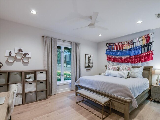 Building Photo - 4704 Monte Carmelo Pl