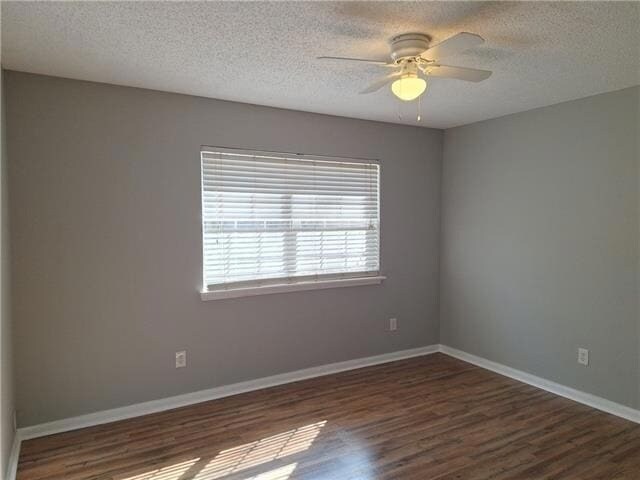 Building Photo - 26367 Sunrise Lake Dr