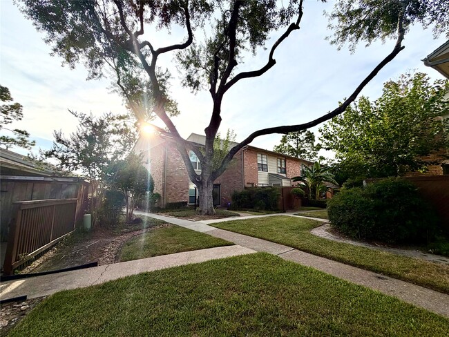 Building Photo - 8801 Hammerly Blvd