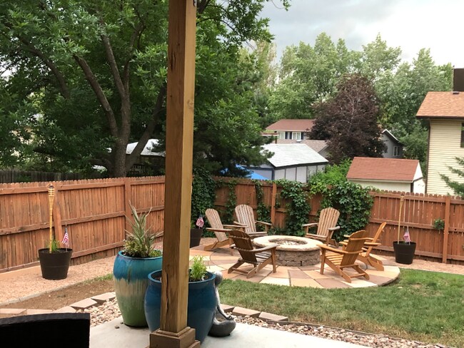 Building Photo - 1025 Sparta Dr