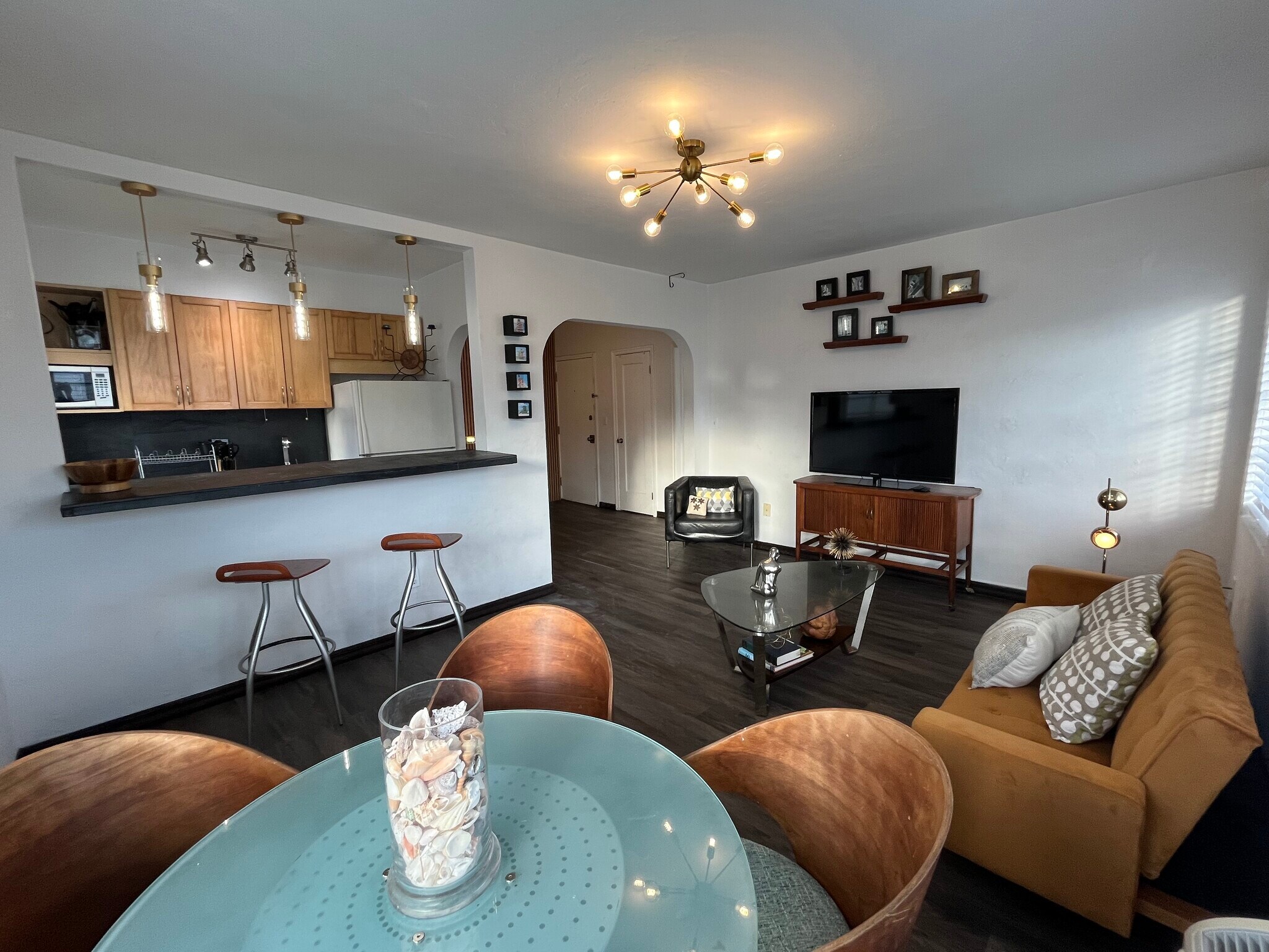 Building Photo - 511 75th St