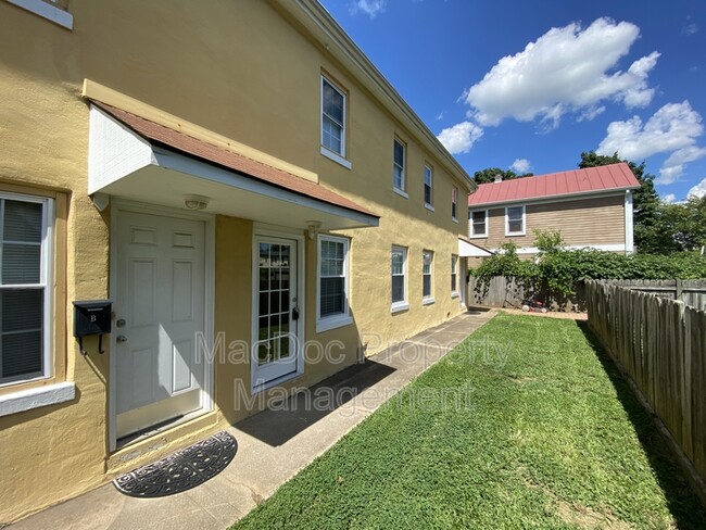 Building Photo - 1115 Winchester St