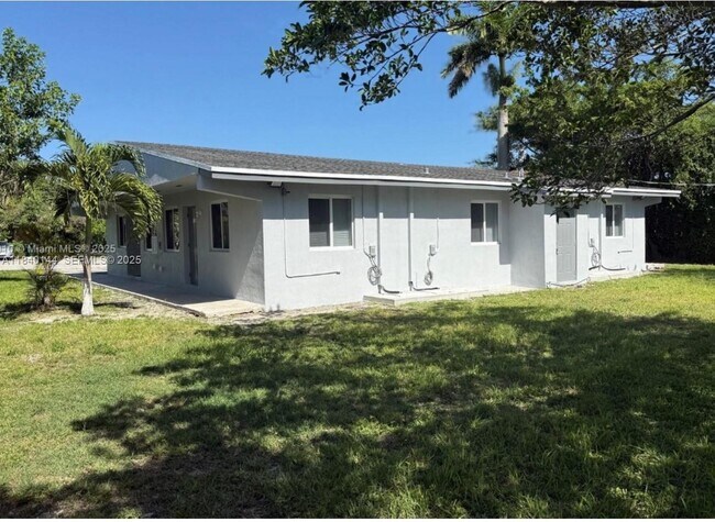 Building Photo - 22210 SW 116th Ave