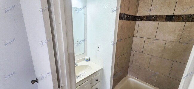 Building Photo - 9479 Olde Towne Row