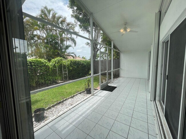Building Photo - 22875 Barrister Dr