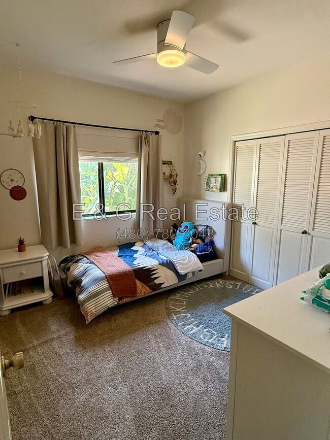 Building Photo - 8617 E Larkspur Dr