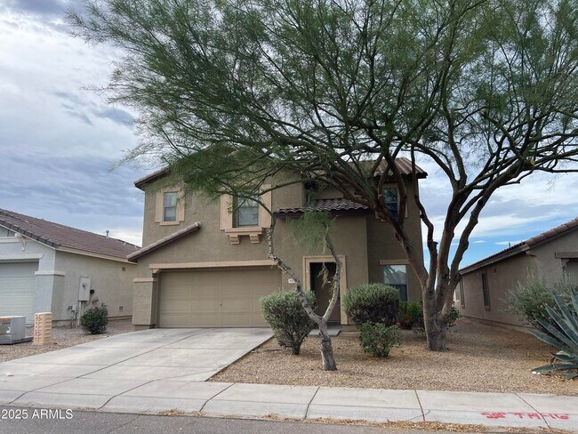 Building Photo - 800 E Cowboy Cove Trail