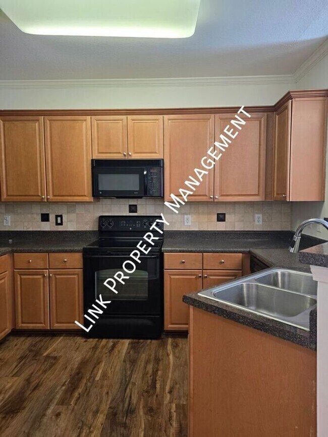 Building Photo - 5103 Regency Ct