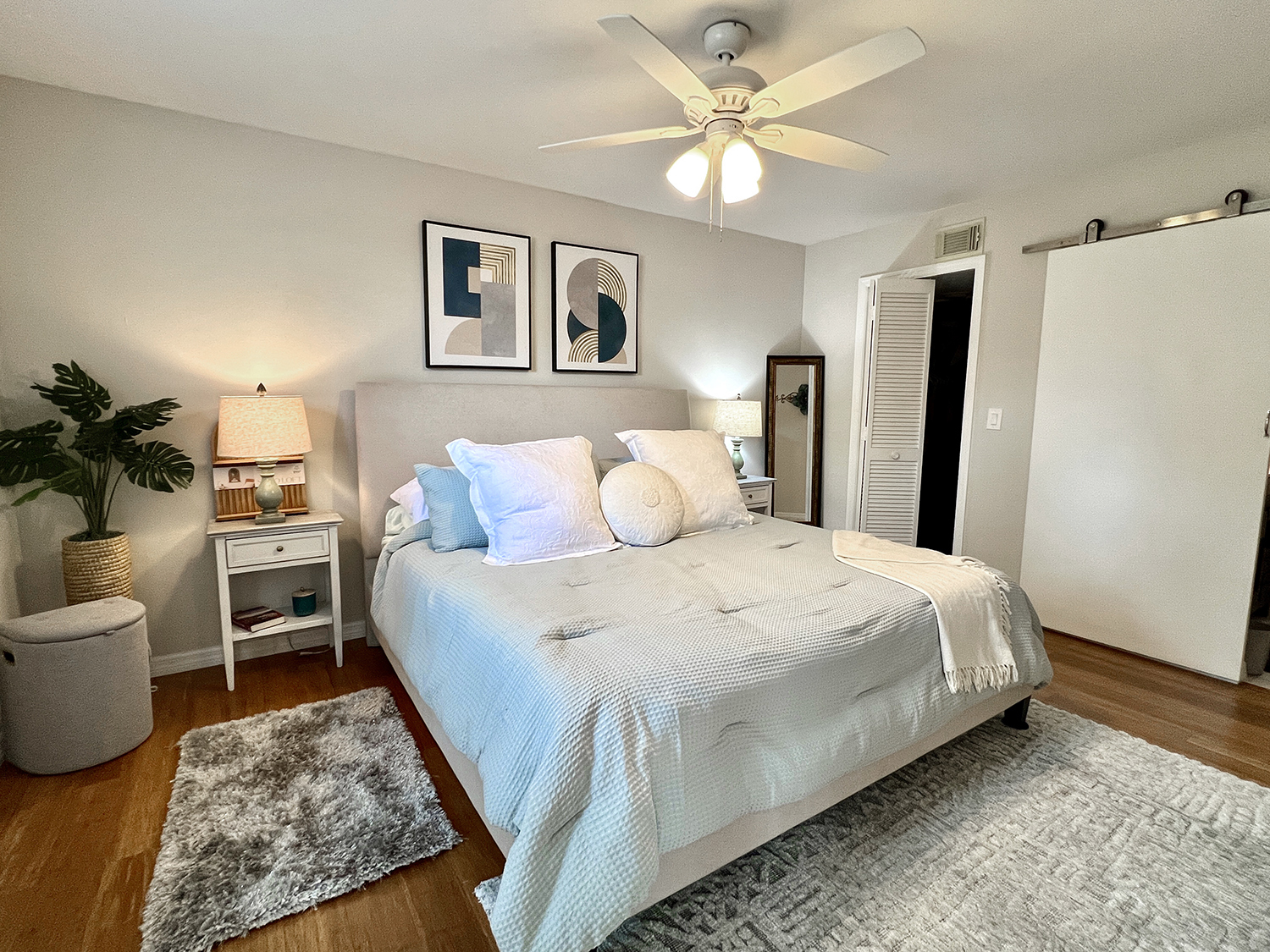 Main bedroom, walk-in closet - 13193 Whitehaven Ln