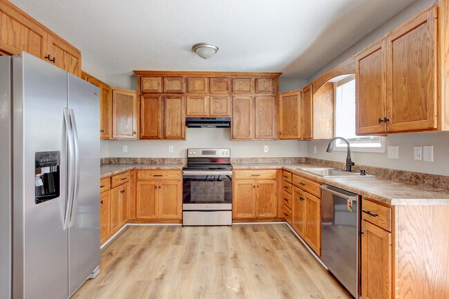 Building Photo - 51 Winding Oaks