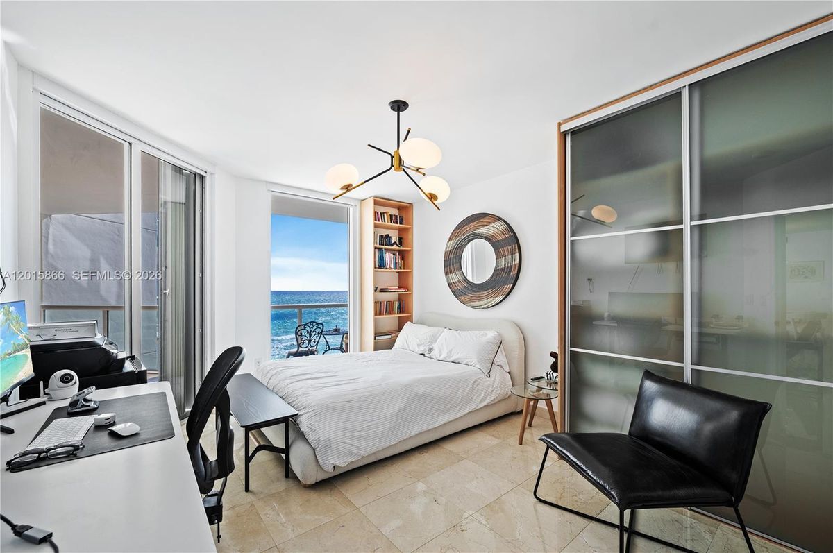 Building Photo - 8925 Collins Ave