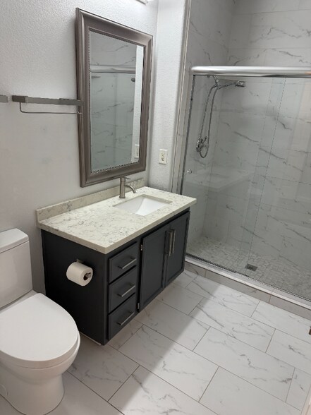 Building Photo - 75 N Valle Verde Dr