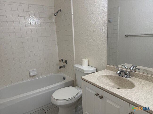 Building Photo - 3404 Granite Dr