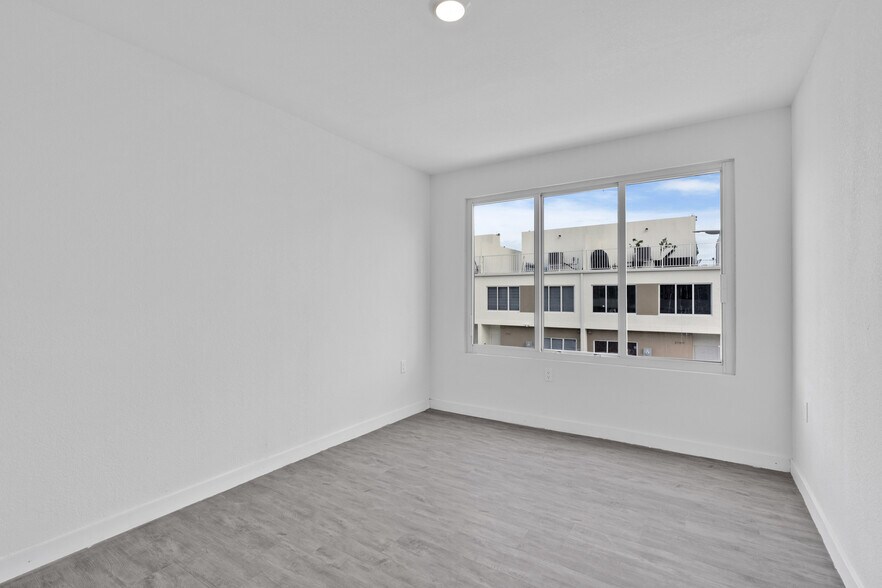 Building Photo - 25884 SW 139th Path