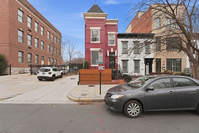 Building Photo - 409 O St NW