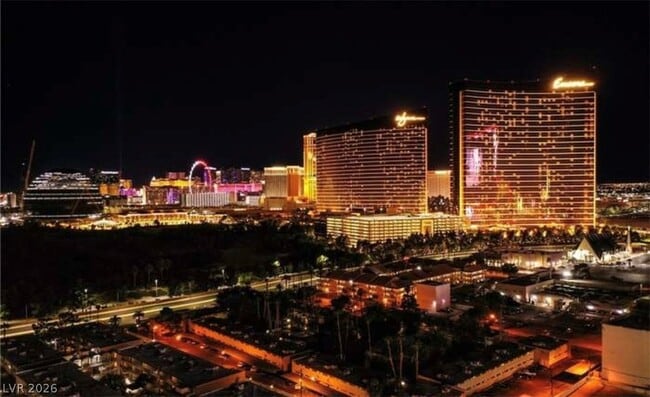 Building Photo - 350 E Desert Inn Rd