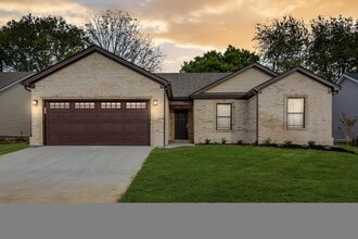 Building Photo - 952 Auckland Ave