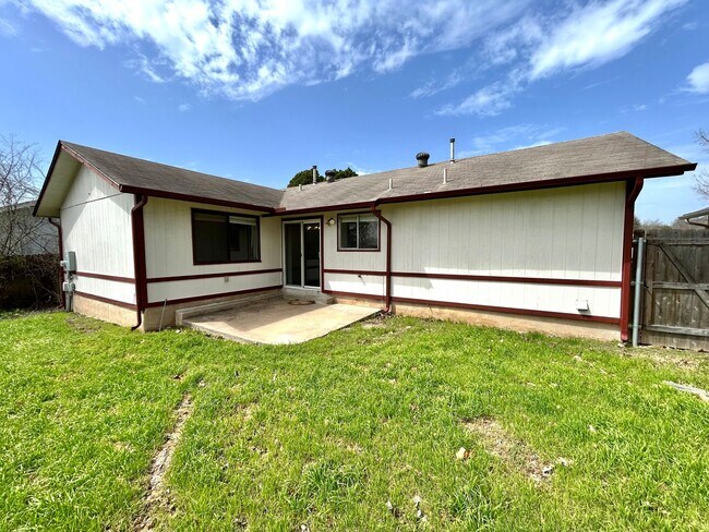 Building Photo - 4807 Copperbend Blvd