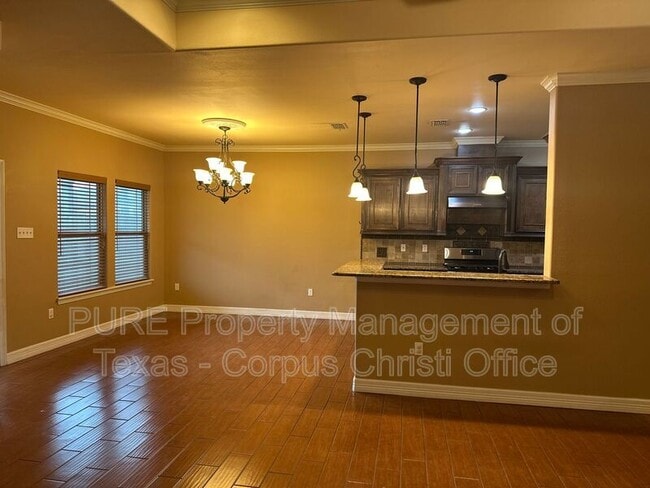 Building Photo - 6902 Anastasia Dr