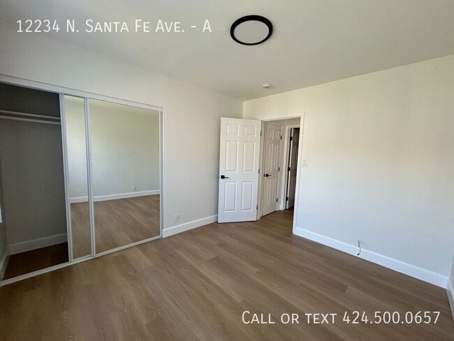 Building Photo - 12234 N Santa Fe Ave