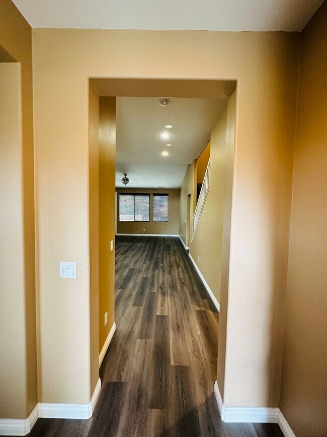 Building Photo - Coming Soon! Gorgeous 4 bed, 4 Bath Canyon Hills home for Lease!