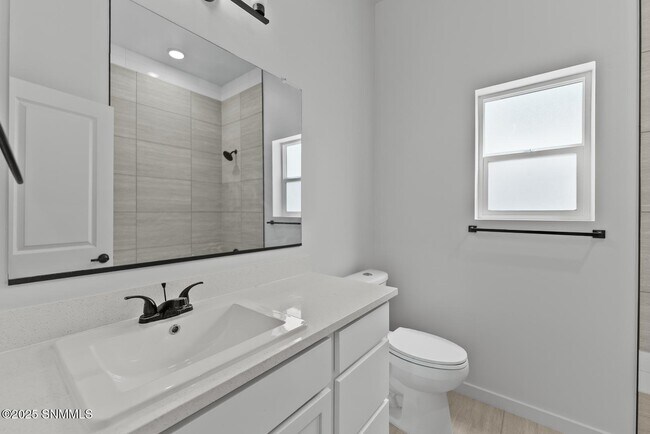 Building Photo - 3676 Springhaven Lp