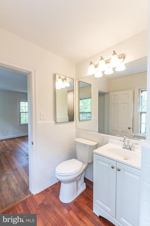 Building Photo - 50 Wistar Rd