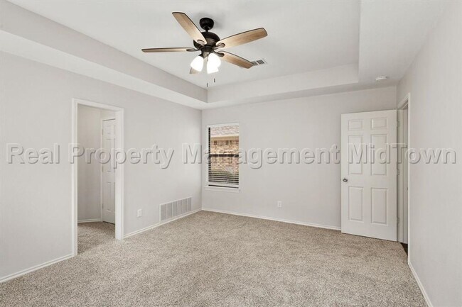 Building Photo - 5104 Andalusia Trail