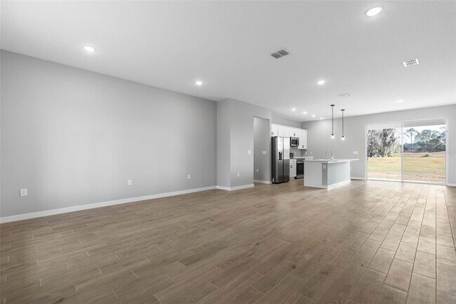 Building Photo - 23 Weymouth Ln