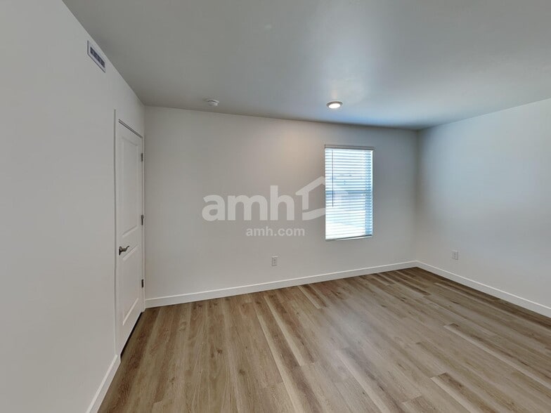 Building Photo - 218 Gershon Wy