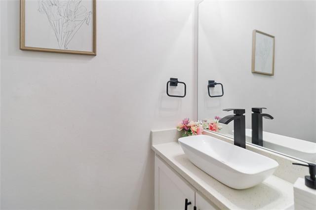 Building Photo - 4136 Mart St