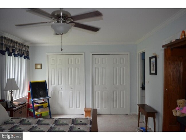 Building Photo - 302 Doral Dr