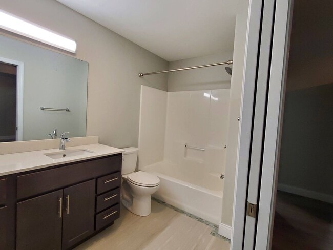 Building Photo - Extraordinary Townhome in Carbondale's South West