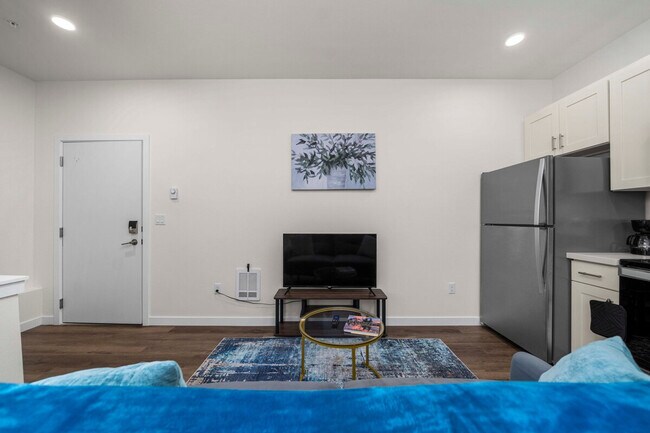 Building Photo - 4502 S Puget Sound Ave