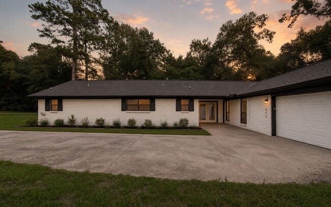 Building Photo - 816 Glen Hollow Dr