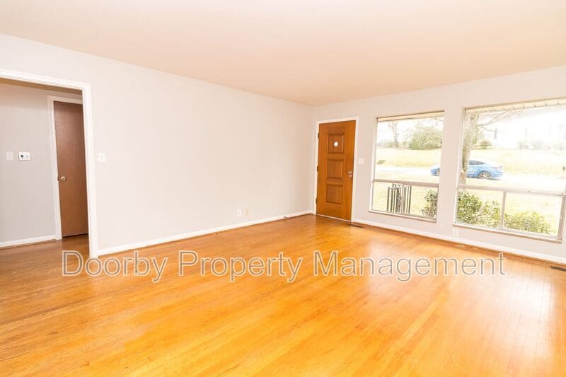 Building Photo - 3621 Lerch St