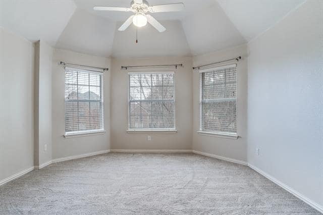 Building Photo - 1512 Westmont Dr