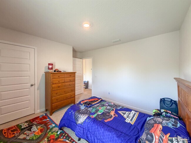 Building Photo - 5469 Merlin