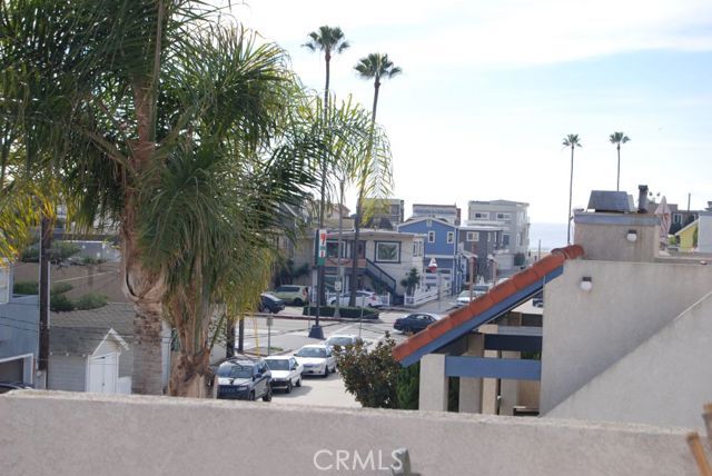 Building Photo - 223 20th St