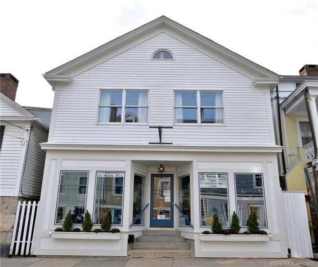 Primary Photo - 132 Water St