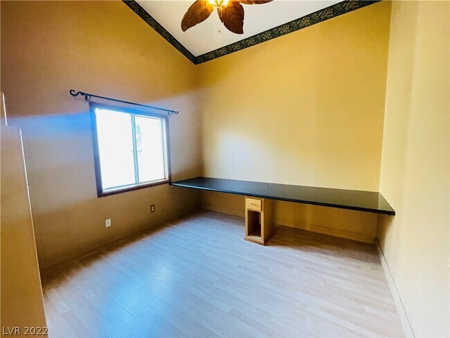 Building Photo - 7894 Lisa Marie Ct