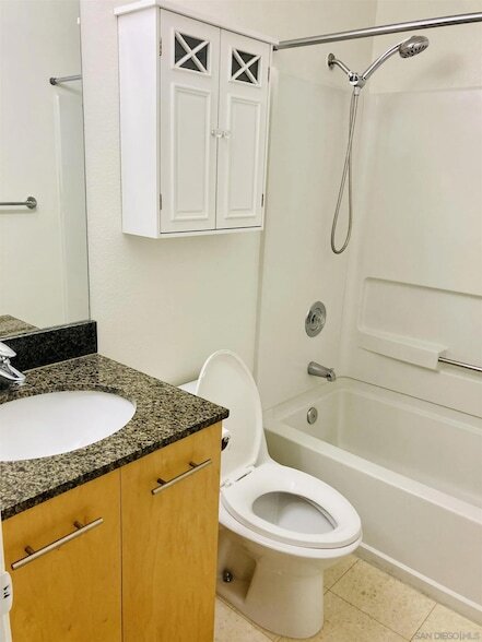 Building Photo - 7405 Charmant Dr
