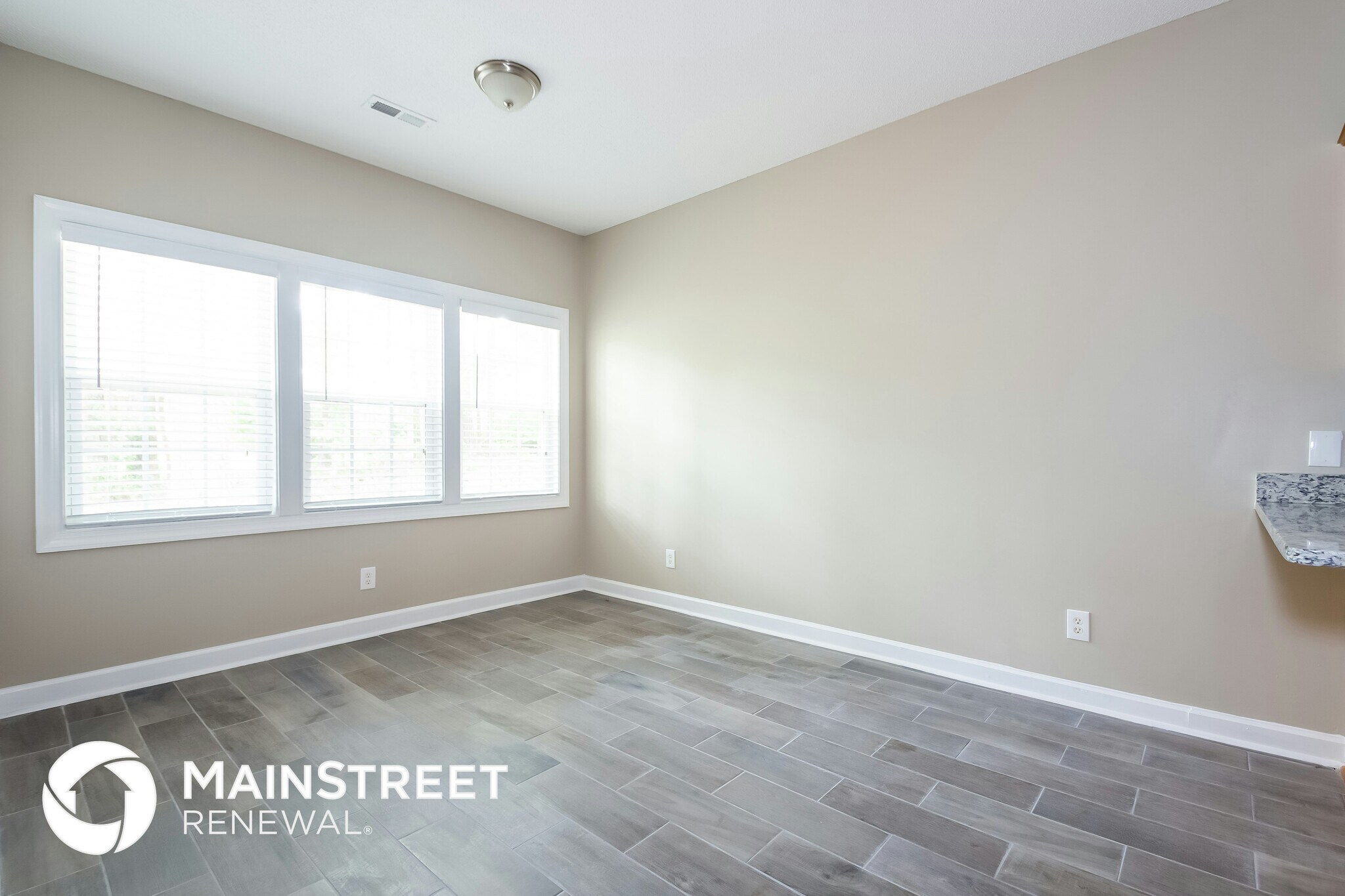 Building Photo - 78 Dawn Ave