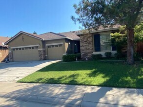 Building Photo - Single level home in Lincoln Crossing