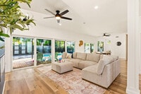 Building Photo - 4879 Commonwealth Dr