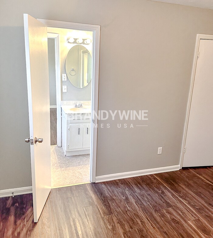 Building Photo - 3310 S Whisper Dr