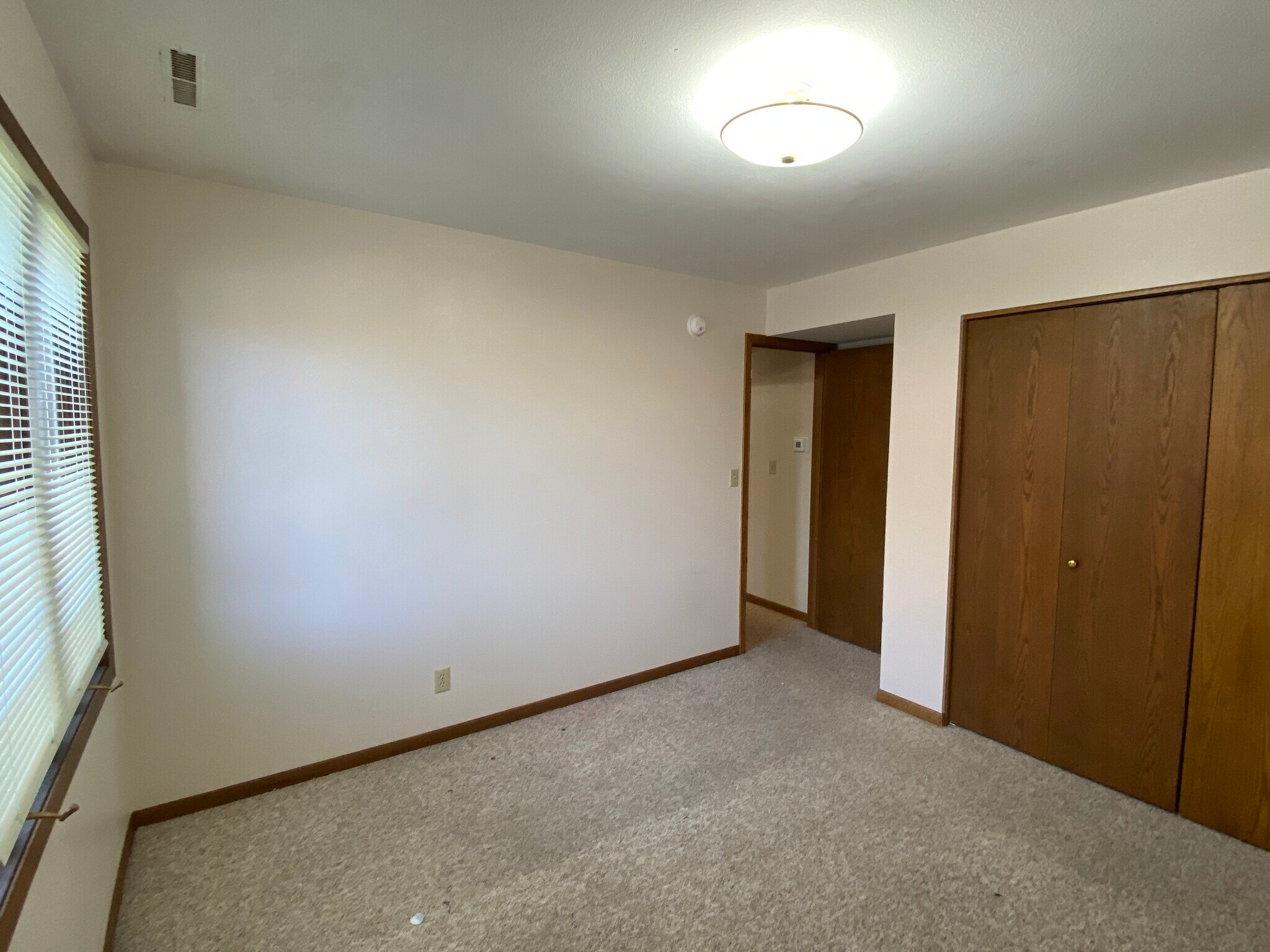 Building Photo - 3009 Grove Ave